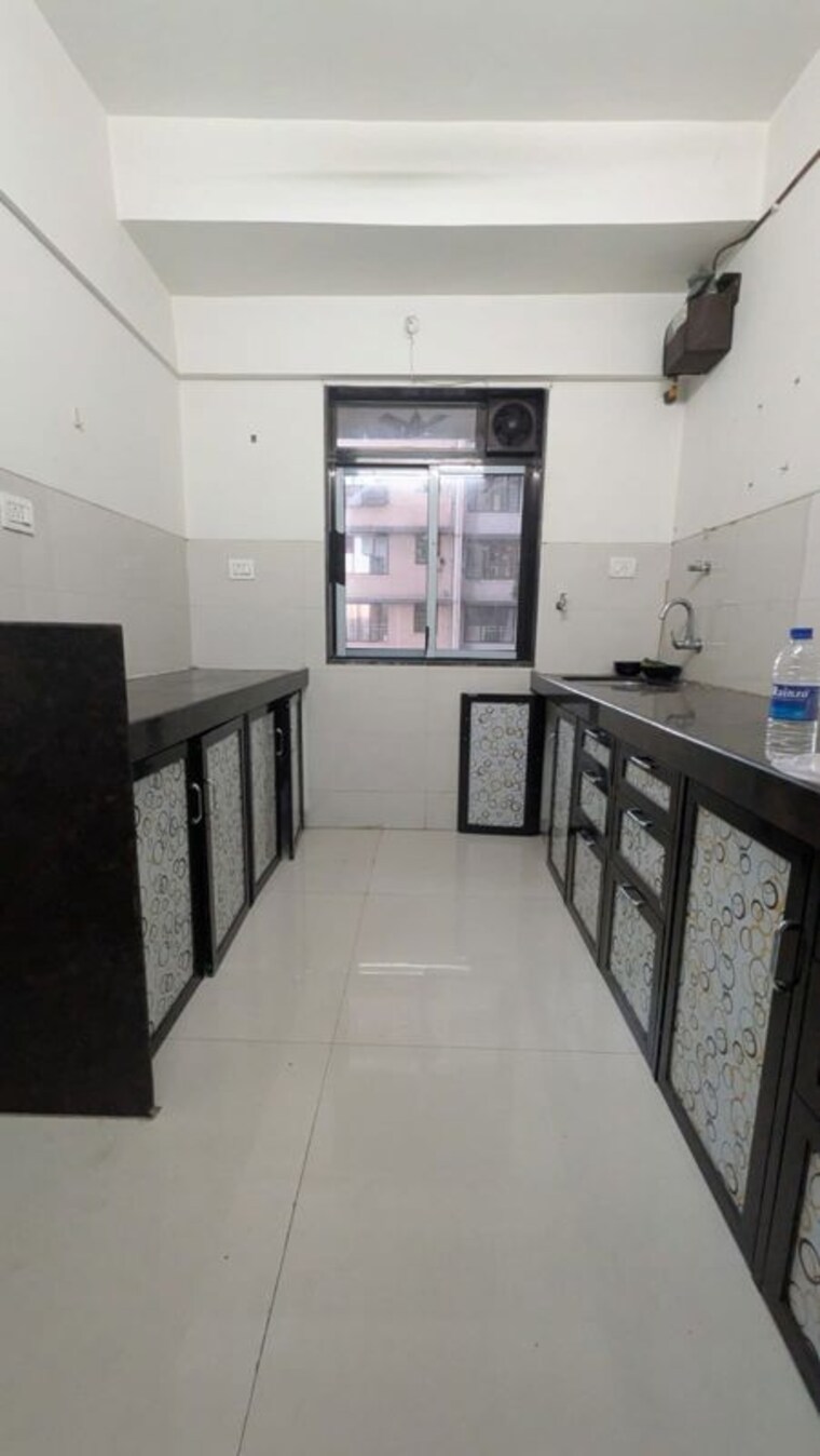 Kitchen, mangal wadi 2 Bedroom 750 Sq.Ft. Apartment In Mangal Wadi Mumbai 10261538