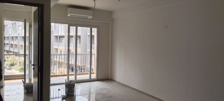 Room, smart-world-orchard 2.5 Bedroom 1250 Sq.Ft. Builder Floor In Sector 61 Gurgaon 10261515