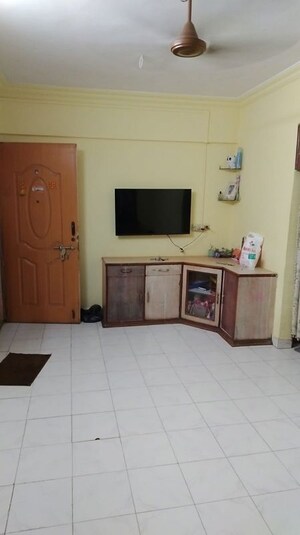 Living Room in 1 BHK Apartment at Kalyan West – for Rent