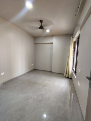 Room in 2 BHK Apartment at Platinum Parksyde, Kharghar Sector 30 – for Rent