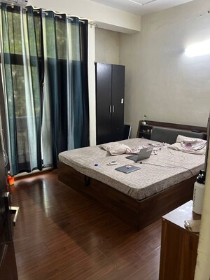 Bedroom in 4 BHK Villa at Panchsheel Green Mart, Sector 16 Greater Noida – for Rent