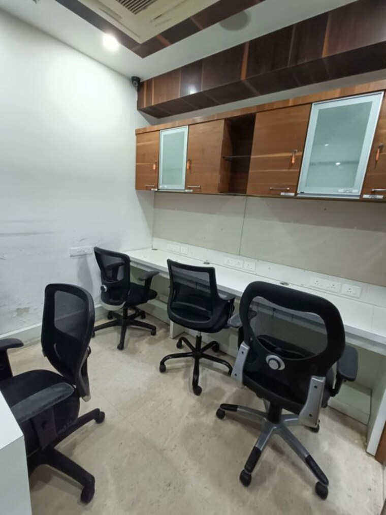 Team Area, venus-atlantis Commercial Office Space 1138 Sq.Ft. In Prahlad Nagar Ahmedabad 10261691