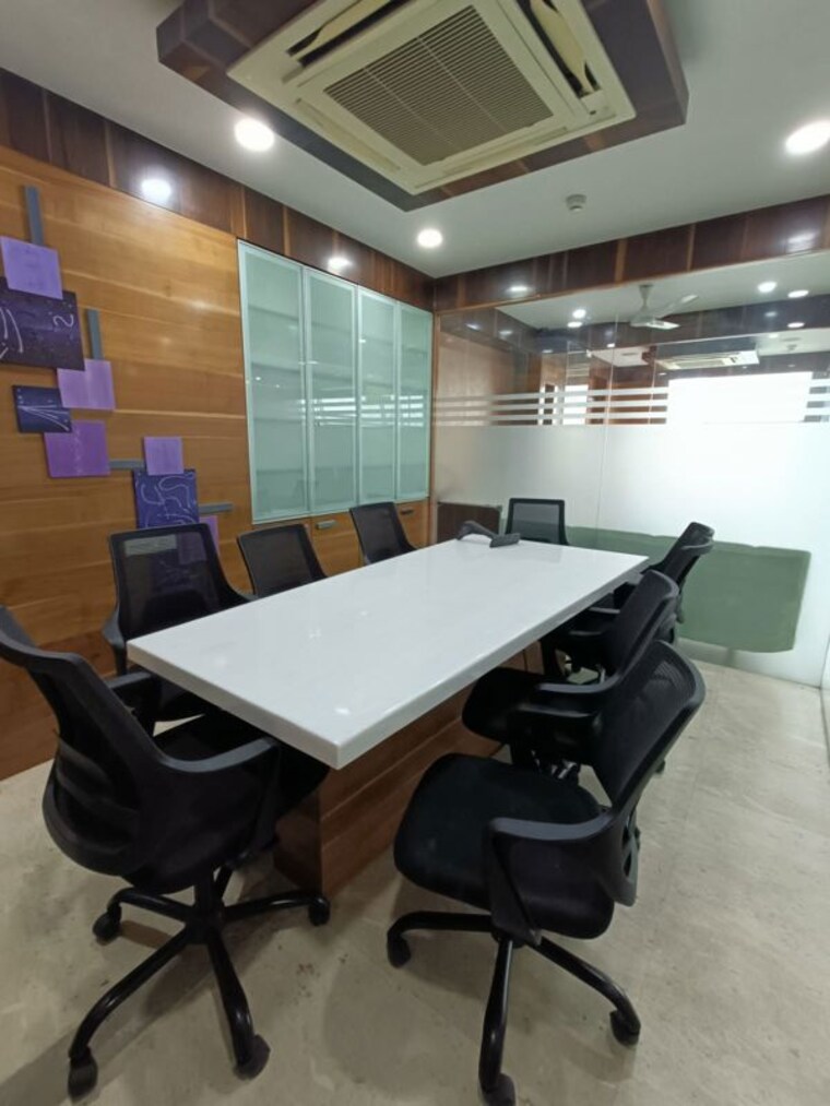 Team Area, venus-atlantis Commercial Office Space 1138 Sq.Ft. In Prahlad Nagar Ahmedabad 10261691