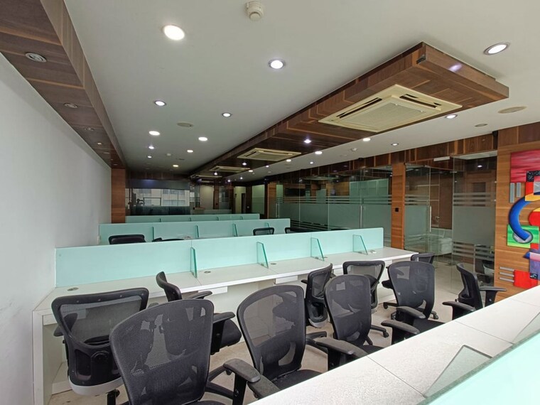 Team Area, venus-atlantis Commercial Office Space 1138 Sq.Ft. In Prahlad Nagar Ahmedabad 10261691