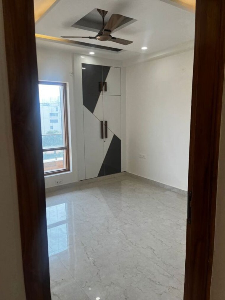 Room, shanti kunj 2 Bedroom 976 Sq.Ft. Builder Floor In Shanti Kunj Delhi 10261735