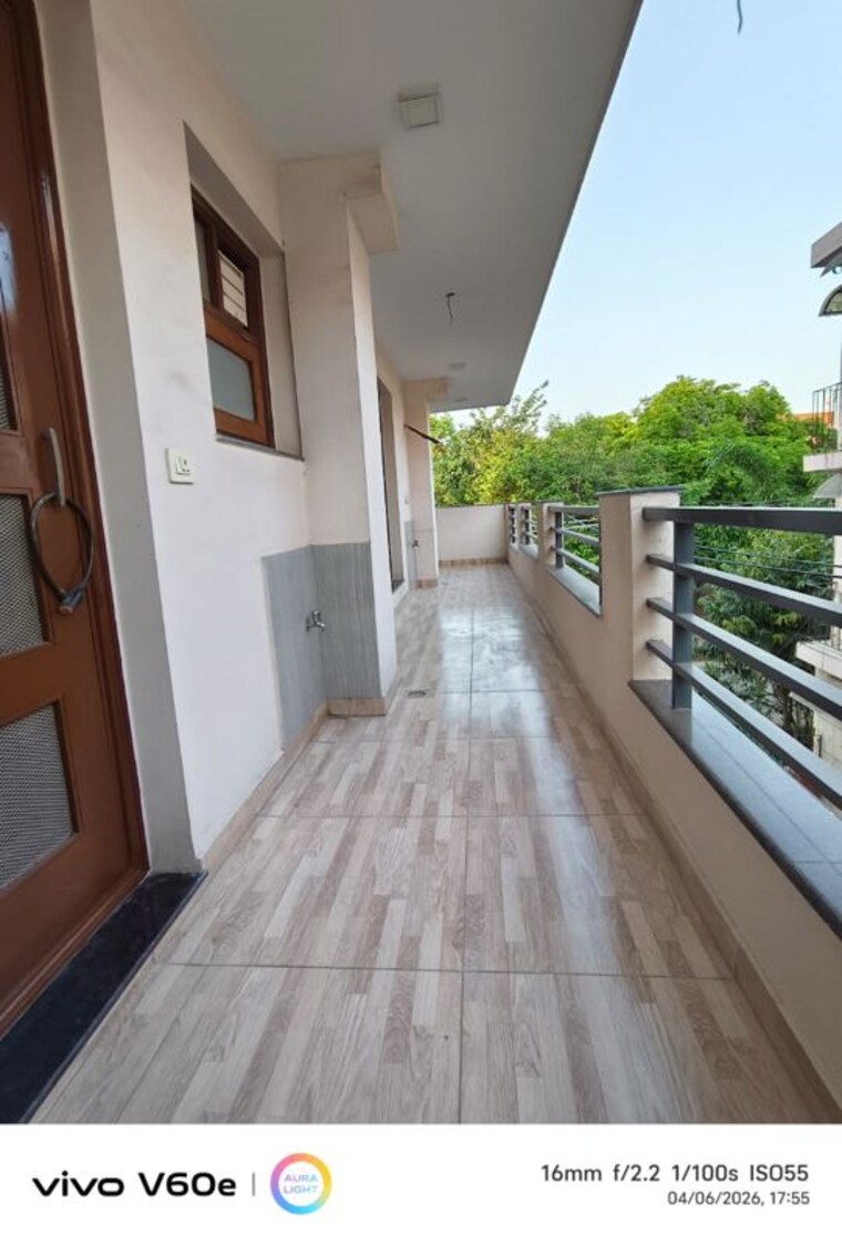 Balcony, jal-vihar-colony 3 Bedroom 1560 Sq.Ft. Builder Floor In Sector 46 Gurgaon 10261877