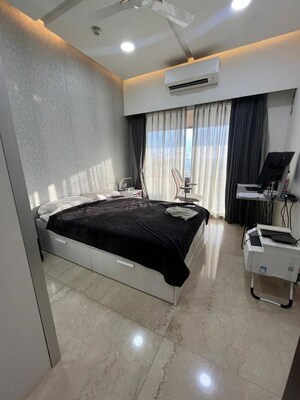 Team Area in 4 BHK Apartment at Lokhandwala Minerva Mahalaxmi, Mahalaxmi – for Rent