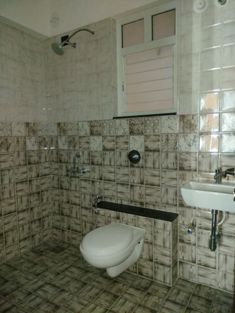 Bathroom, pristine-allure 2 Bedroom 1000 Sq.Ft. Apartment In Kharadi Pune 10261989