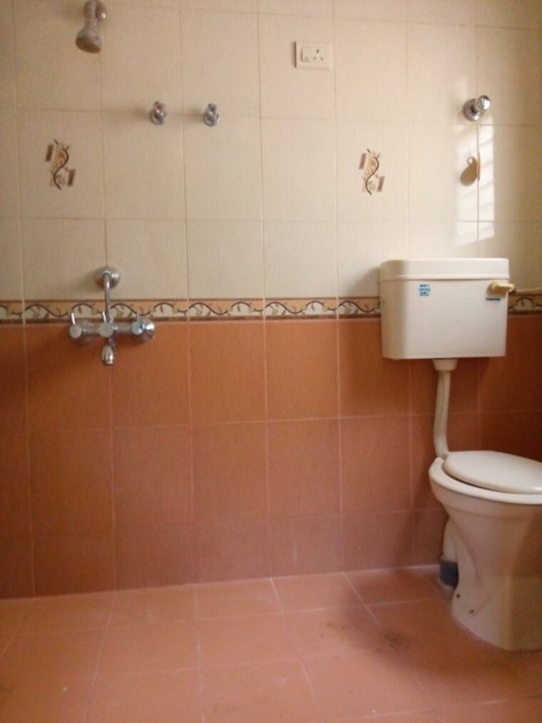 Attached Bathroom, adarsh colony 2 Bedroom 900 Sq.Ft. Apartment In Adarsh Colony Pune 10261886