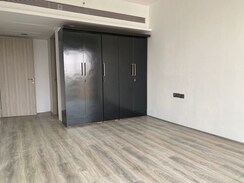 4 BHK + Servant Room Apartment For Rent in Rustomjee Paramount