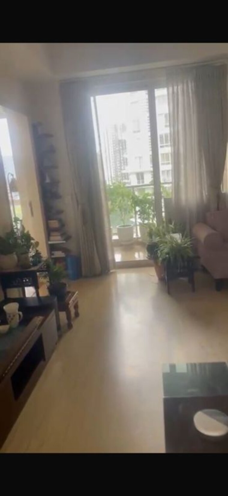 Living Room, pioneer-park-presidia 4 Bedroom 4795 Sq.Ft. Apartment In Sector 62 Gurgaon 10261595