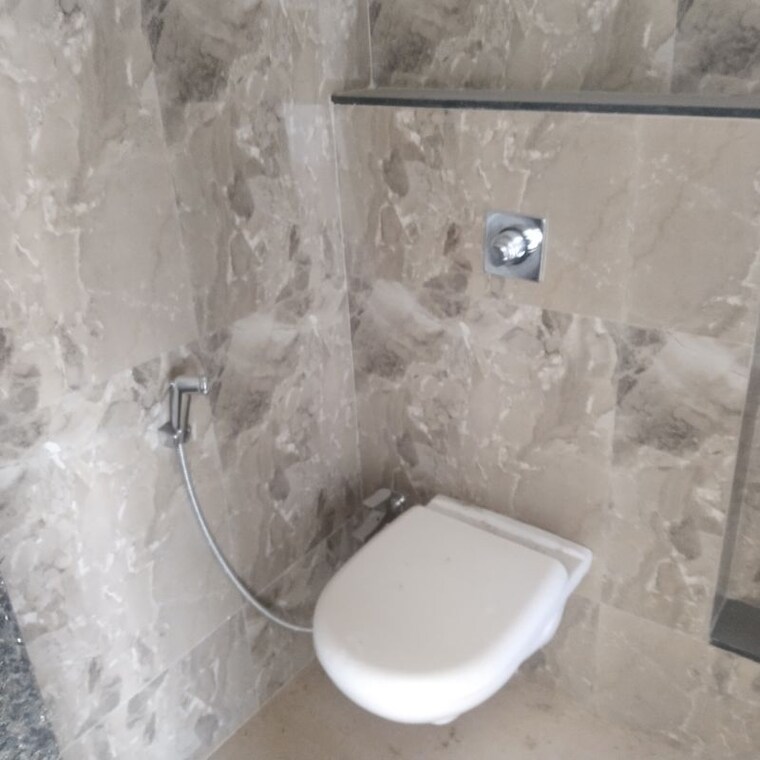 Bathroom, goel-ganga-serio 2 Bedroom 820 Sq.Ft. Apartment In Kharadi Pune 10262239