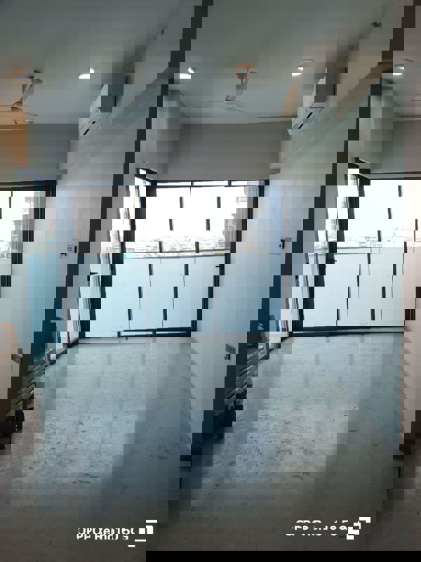 2 BHK 888 Sq.Ft. Apartment in Rustomjee Paramount