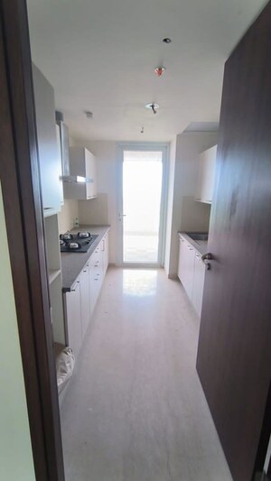 Building Lobby in 3 BHK Apartment at Lokhandwala Minerva Mahalaxmi, Mahalaxmi – for Rent