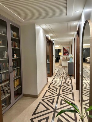 4 BHK Builder Floor – Entrance View at Greater Kailash ii - for Rent