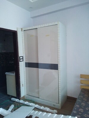 Bathroom in 2 BHK Builder Floor at Luxury Villa, Sector 30 – for Rent