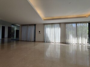 Room in 4 BHK Villa at Prestige Golfshire, Nandi Hills – for Rent