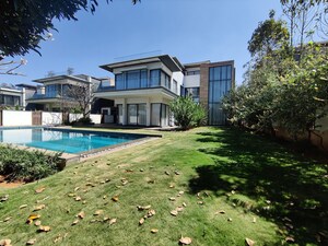 4 BHK Villa – Garden View at Prestige Golfshire, Nandi Hills - for Rent