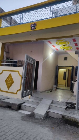 Living Room in 3 BHK Independent House at Clement Town – for Rent