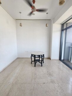 4 BHK + Servant Room Apartment For Rent in Omkar 1973