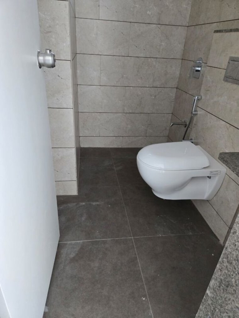 Bathroom, sukirti-54 3 Bedroom 1700 Sq.Ft. Apartment In Shela Ahmedabad 10230063
