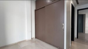 Room in 4 BHK Apartment at Omkar 1973, Worli – for Rent