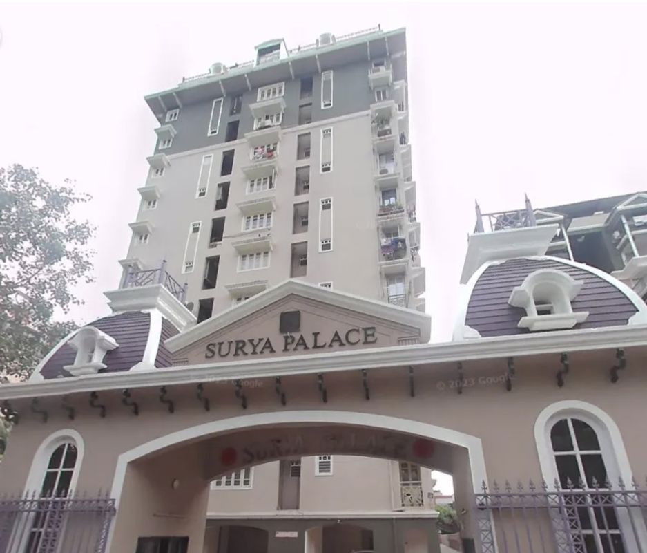 4 BHK + Pooja Room,Servant Room,Study Room,Extra Room Apartment For Sale in City Light