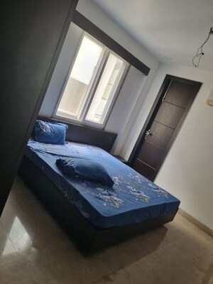 Room in 3 BHK Apartment at Boring Road – for Rent