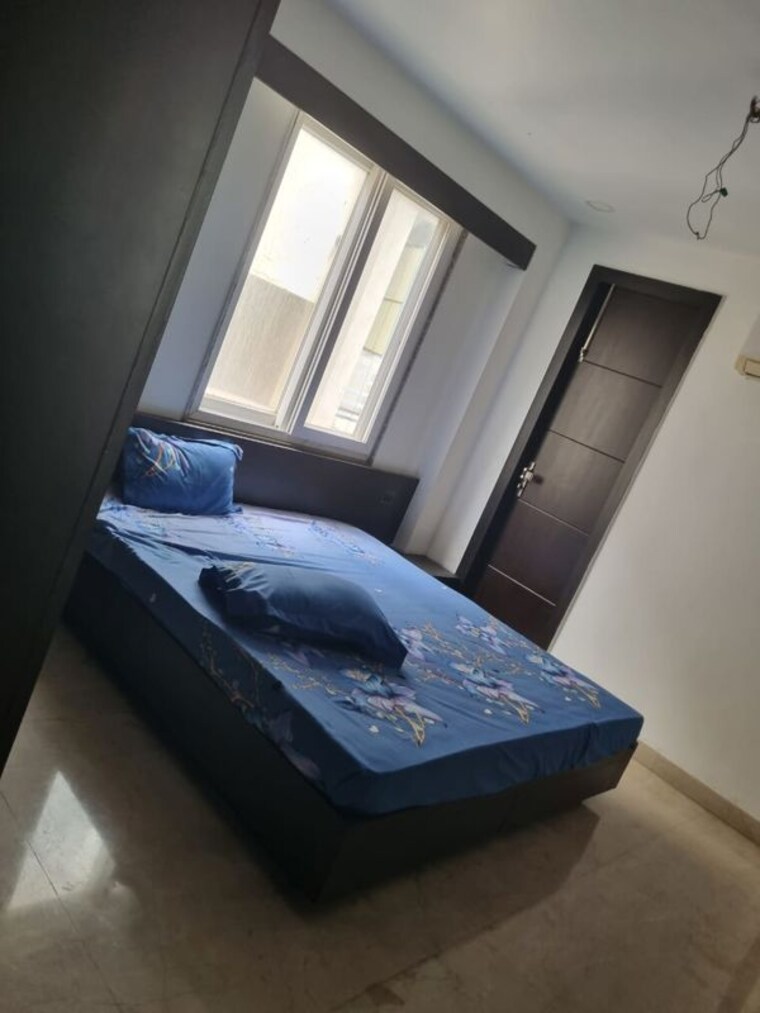 Room, boring road 3 Bedroom 1600 Sq.Ft. Apartment In Boring Road Patna 10262372