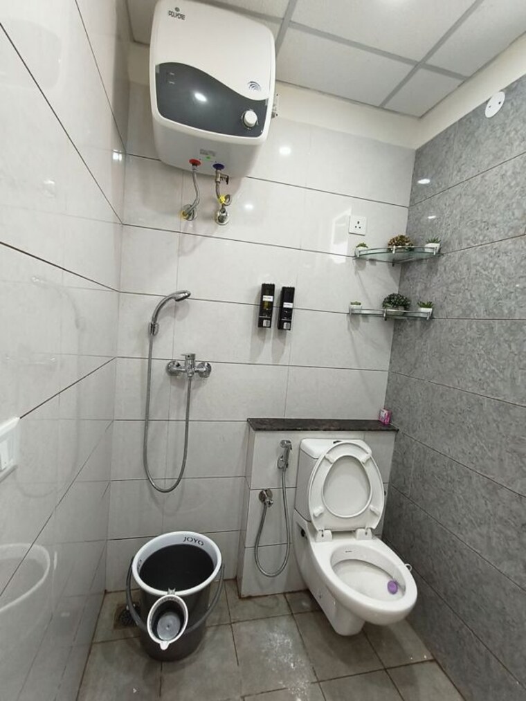 Bathroom, affinity-greens 3 Bedroom 2250 Sq.Ft. Apartment In International Airport Road Zirakpur 10262373