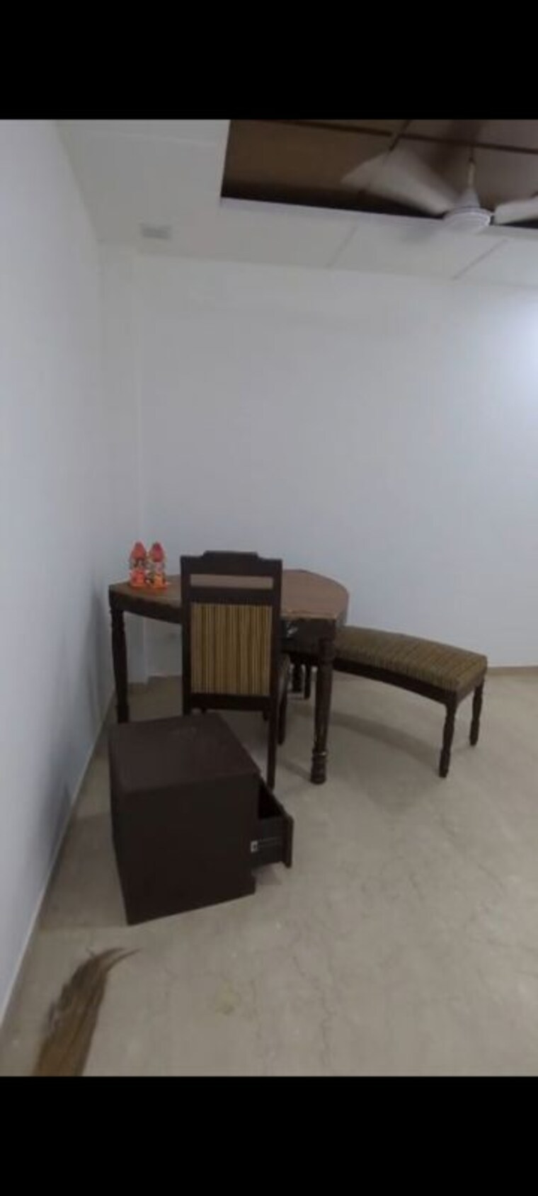 Living Room, lajpat nagar i 2 Bedroom 1000 Sq.Ft. Builder Floor In Lajpat Nagar I Delhi 10262383