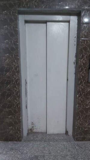  2 BHK Builder Floor at Mayur Vihar – for Sale