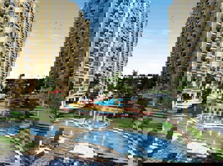 3 BHK 1700 Sq.Ft. Apartment in Omaxe Waterscapes