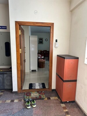 Living Room in 2.5 BHK Apartment at Shriram Luxor, Hennur Road – for Rent