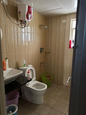 Bathroom in 2.5 BHK Apartment at Shriram Luxor, Hennur Road – for Rent