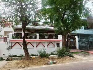 5 BHK Independent House For Sale in Gomti Nagar