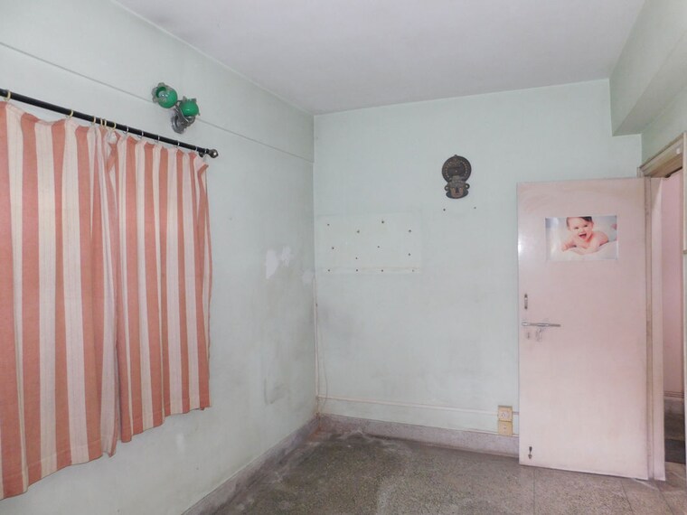 Room, gariahat 2 Bedroom 750 Sq.Ft. Apartment In Gariahat Kolkata 10168457