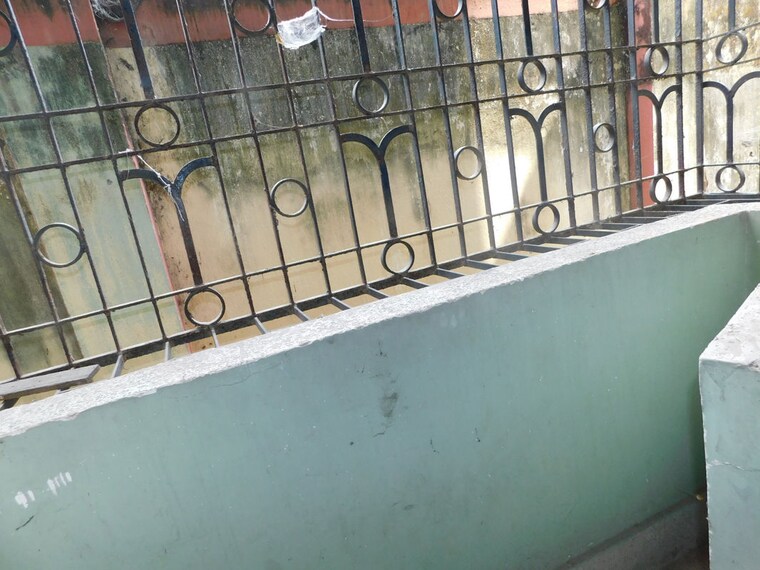 Balcony, gariahat 2 Bedroom 750 Sq.Ft. Apartment In Gariahat Kolkata 10168457