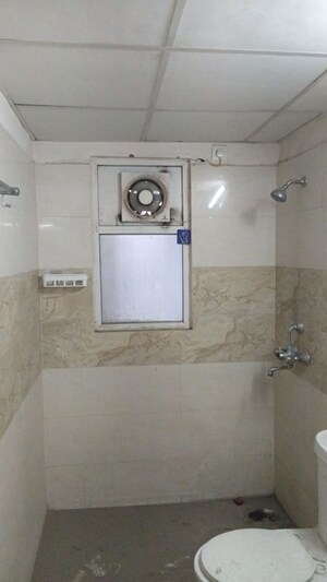 Bathroom in 5 BHK Penthouse at Crossing Republik, Crossing Republic – for Sale