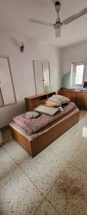 Bedroom in 2 BHK Apartment at Neeti Bagh – for Rent