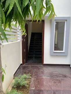 3 BHK + Extra Room Villa For Rent in Ansal Sushant Golf city