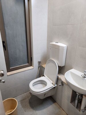 Bathroom in 4 BHK Apartment at Omkar 1973, Worli – for Rent