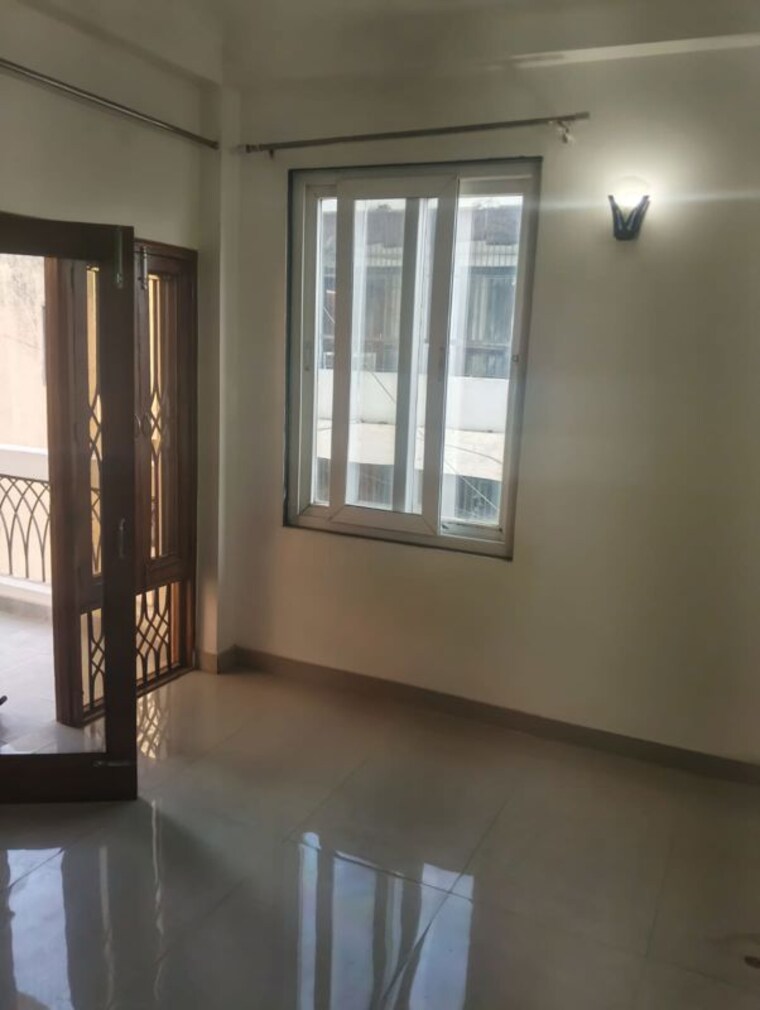 Room, kingson-green-villa-phase-2 5 Bedroom 800 Sq.Yd. Apartment In Panchsheel Green Greater Noida 10262529
