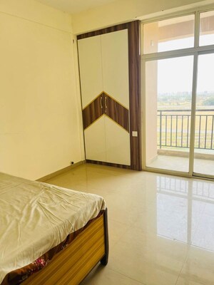 Room in 3 BHK Apartment at Excella Kutumb, Sultanpur Road – for Rent