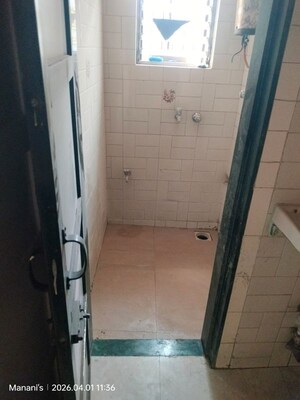 Bathroom in 1 RK Apartment at Mulund West – for Rent