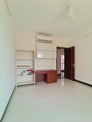 Room in 3 BHK Apartment at Soham Tropical Lagoon, Ghodbunder Road – for Sale