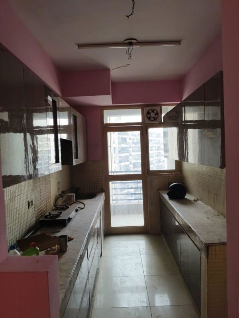 Kitchen, dreamland-the-willows 3.5 Bedroom 2200 Sq.Ft. Apartment In Sain Vihar Ghaziabad 10262582