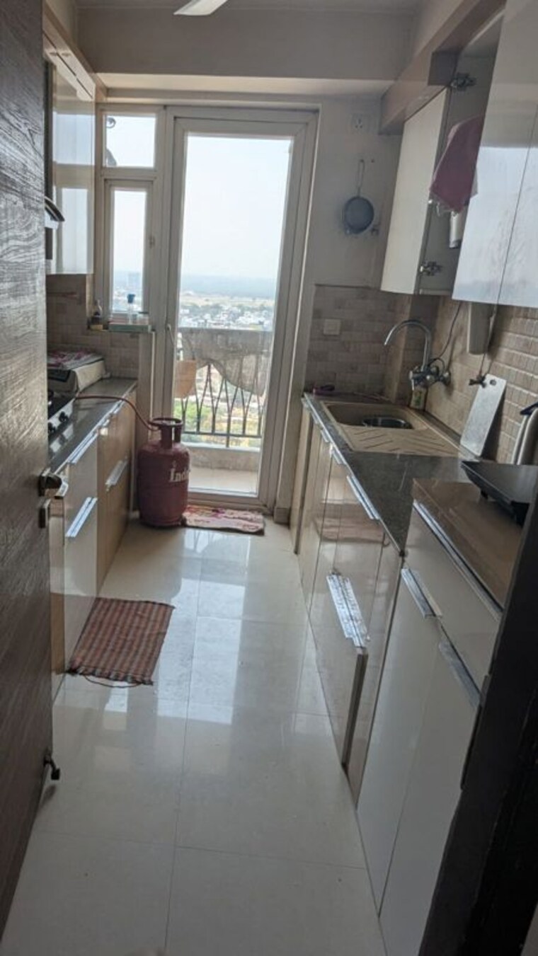 Kitchen, shalimar-oneworld-vista 3 Bedroom 1700 Sq.Ft. Apartment In Gomti Nagar Lucknow 10262597