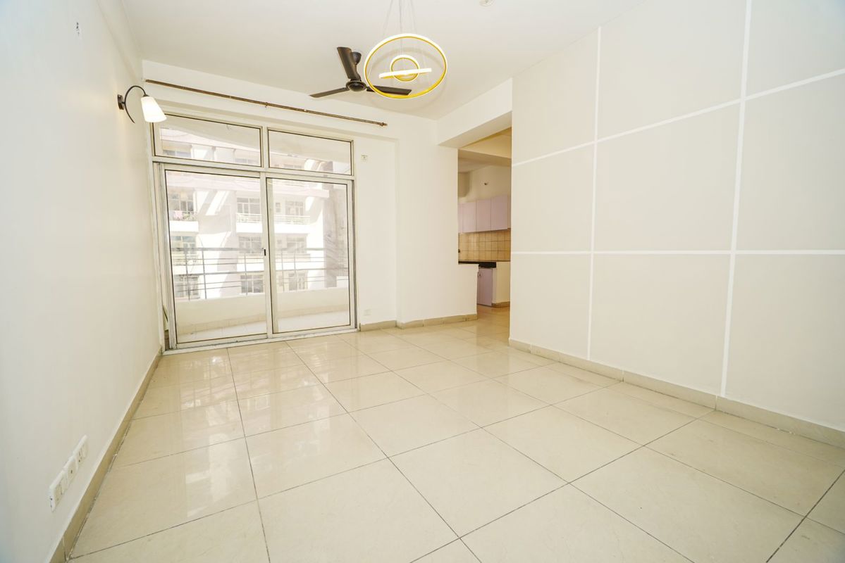 3.5 BHK + Servant Room Apartment For Sale in Balaji Foster Heights