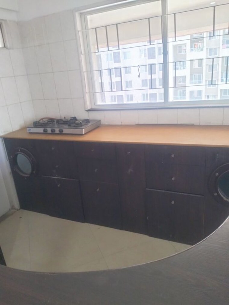 Kitchen, brahma-avenue2 2.5 Bedroom 1100 Sq.Ft. Apartment In Kondhwa Pune 10262598